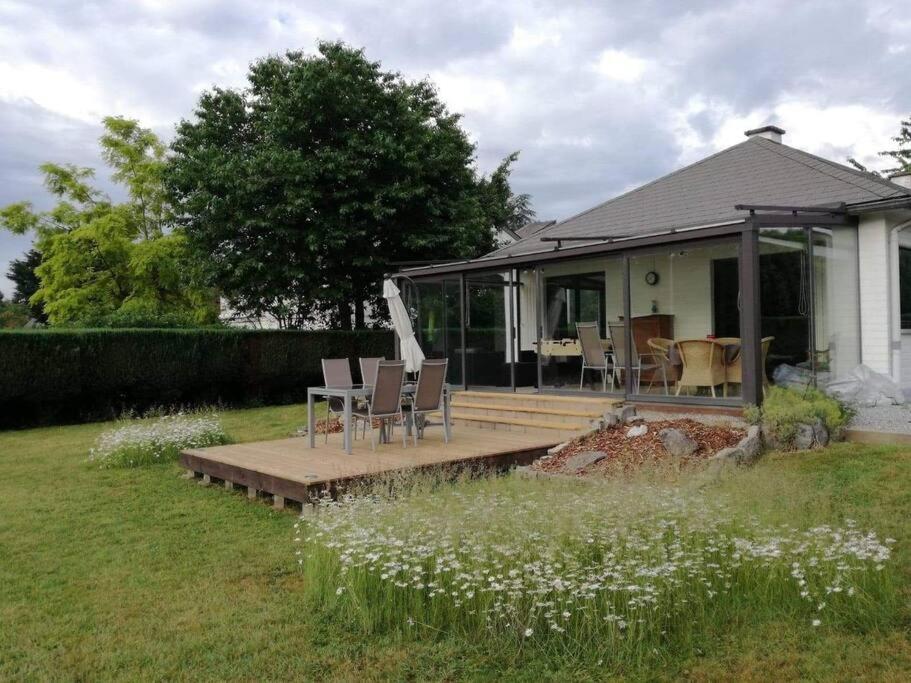 Maison bucolique à Anhée, vue Meuse et falaises Exterior foto